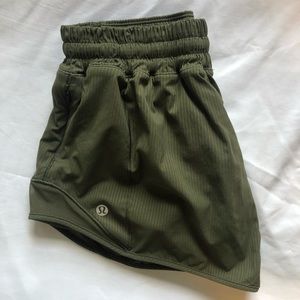 Lululemon hotty hot shorts